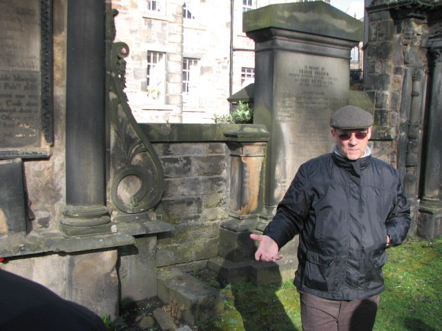 Clay As Guide At Covenanters Monument